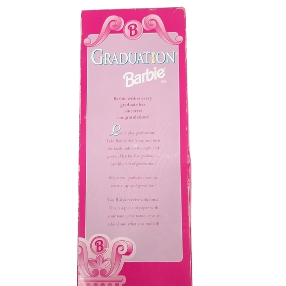 NIB Class of‎ 1998 Graduation Barbie Cap and Gown Special Edition Mattel Barbie - Picture 3 of 6